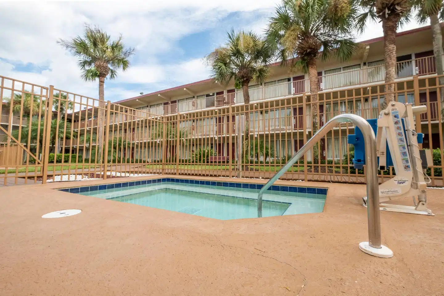 Red Roof PLUS+ And Suites Naples Downtown-5th Ave S Pool