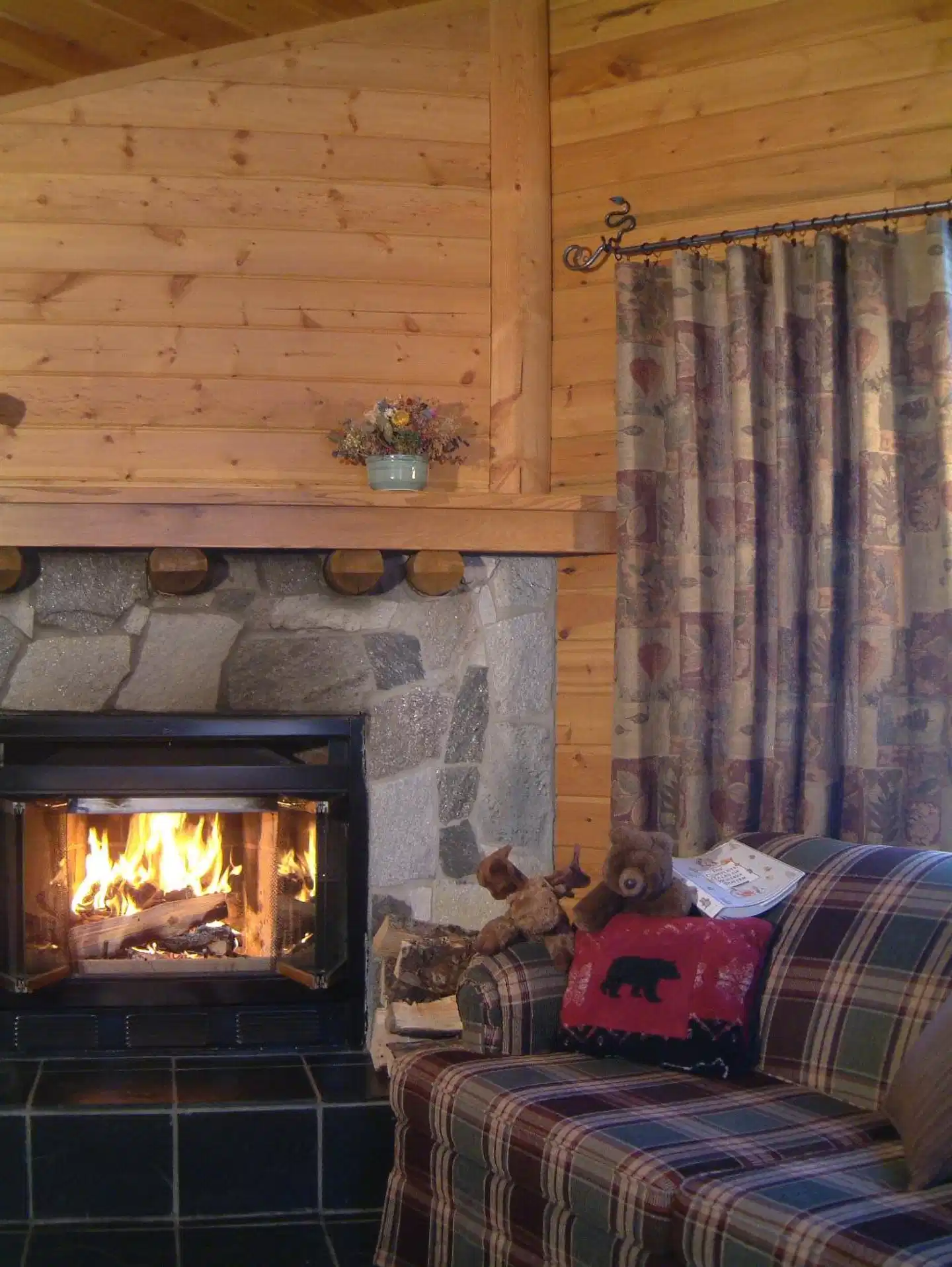 Bear Hill Lodge Lobby