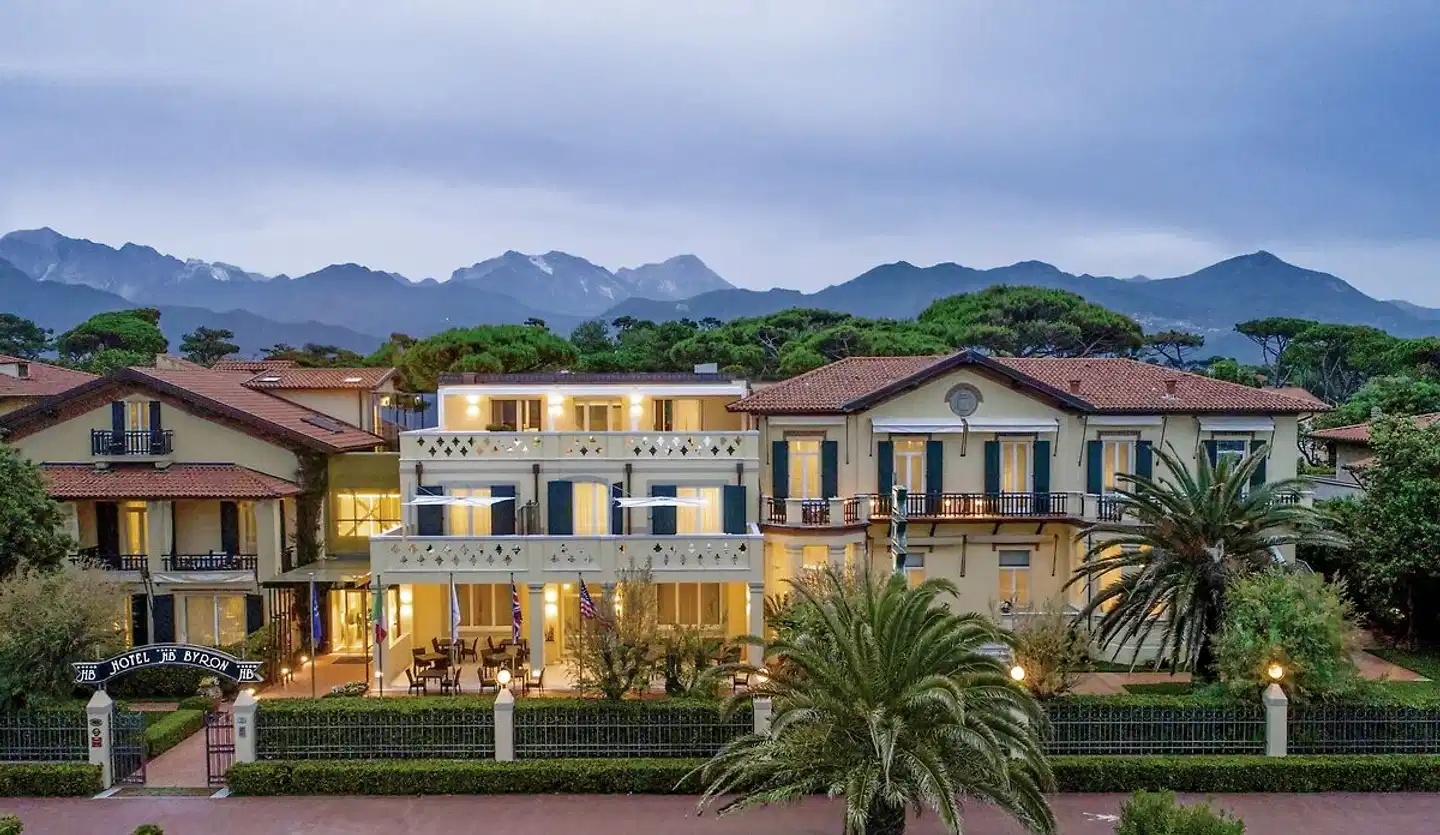 Hotel Byron Aussenansicht