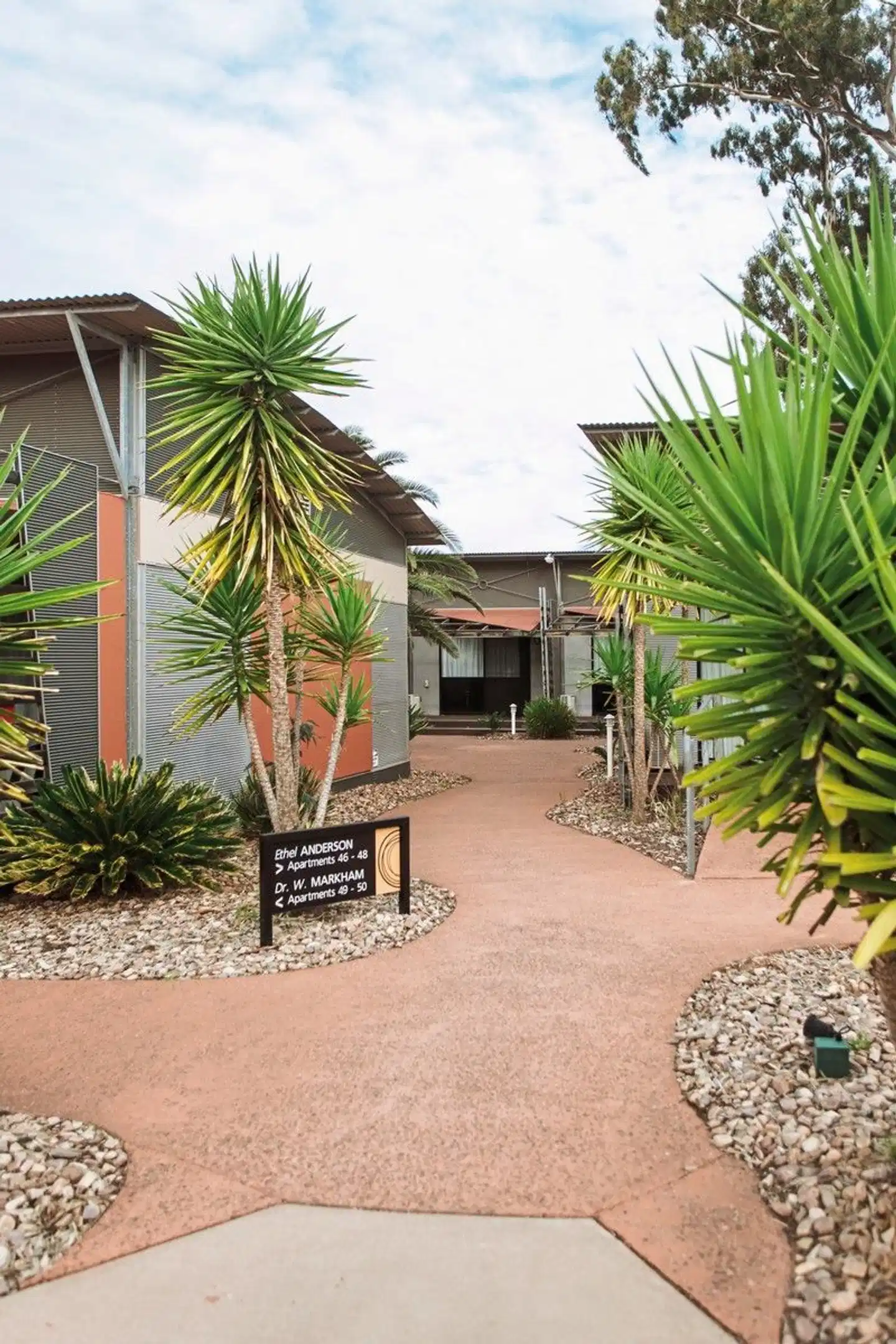 Majestic Oasis Apartments Garten