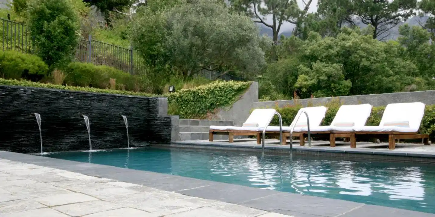 The Glen Apartments Pool