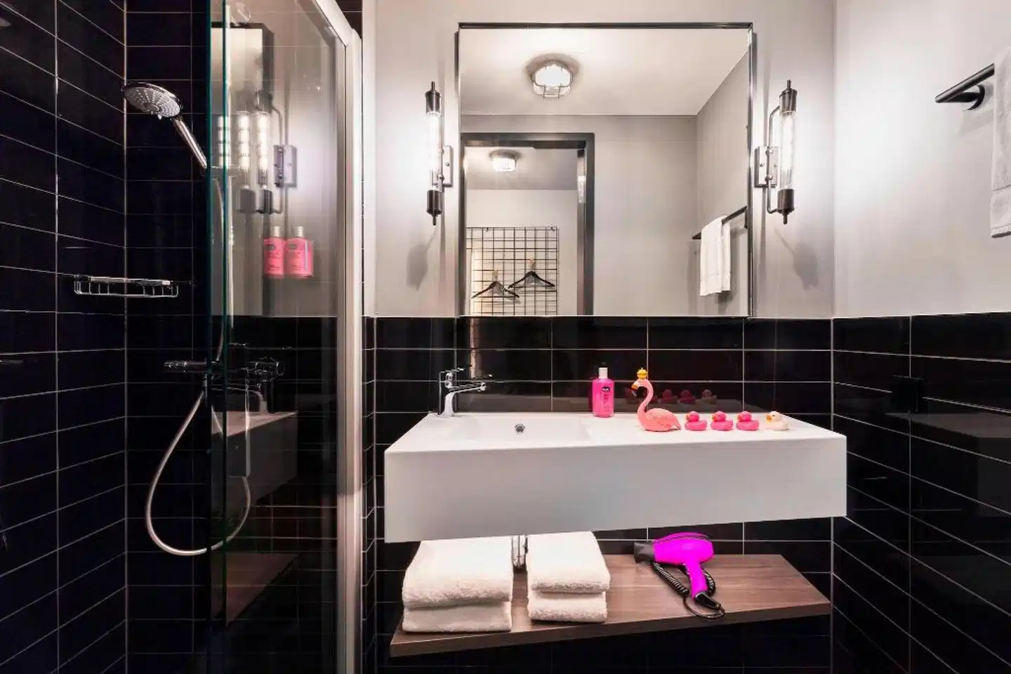 Moxy Darmstadt Badezimmer