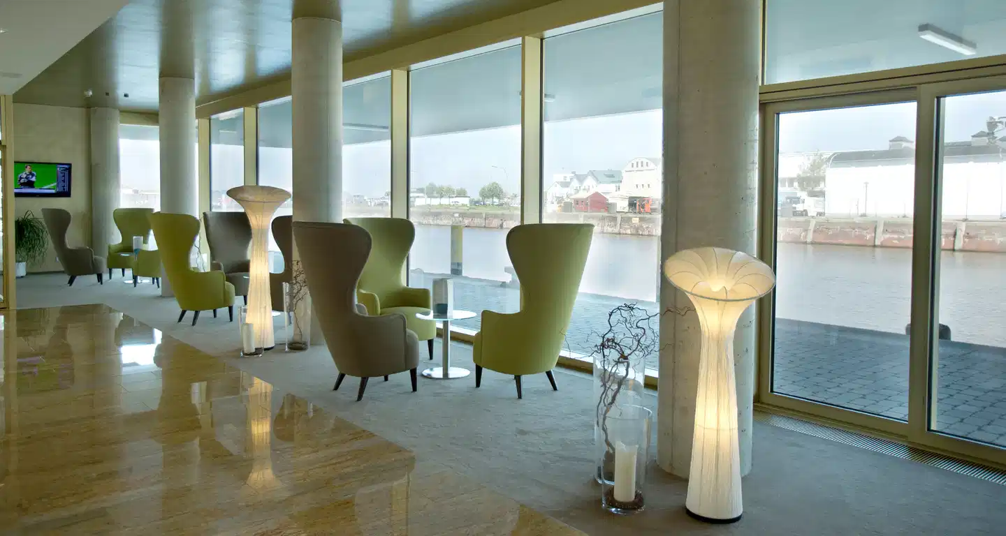 Best Western Plus Hotel Bremerhaven Lobby