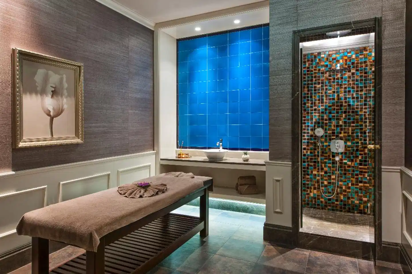 Elite World Business Hotel Badezimmer