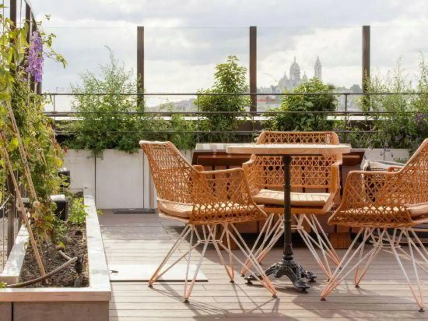 Generator Paris Terrasse