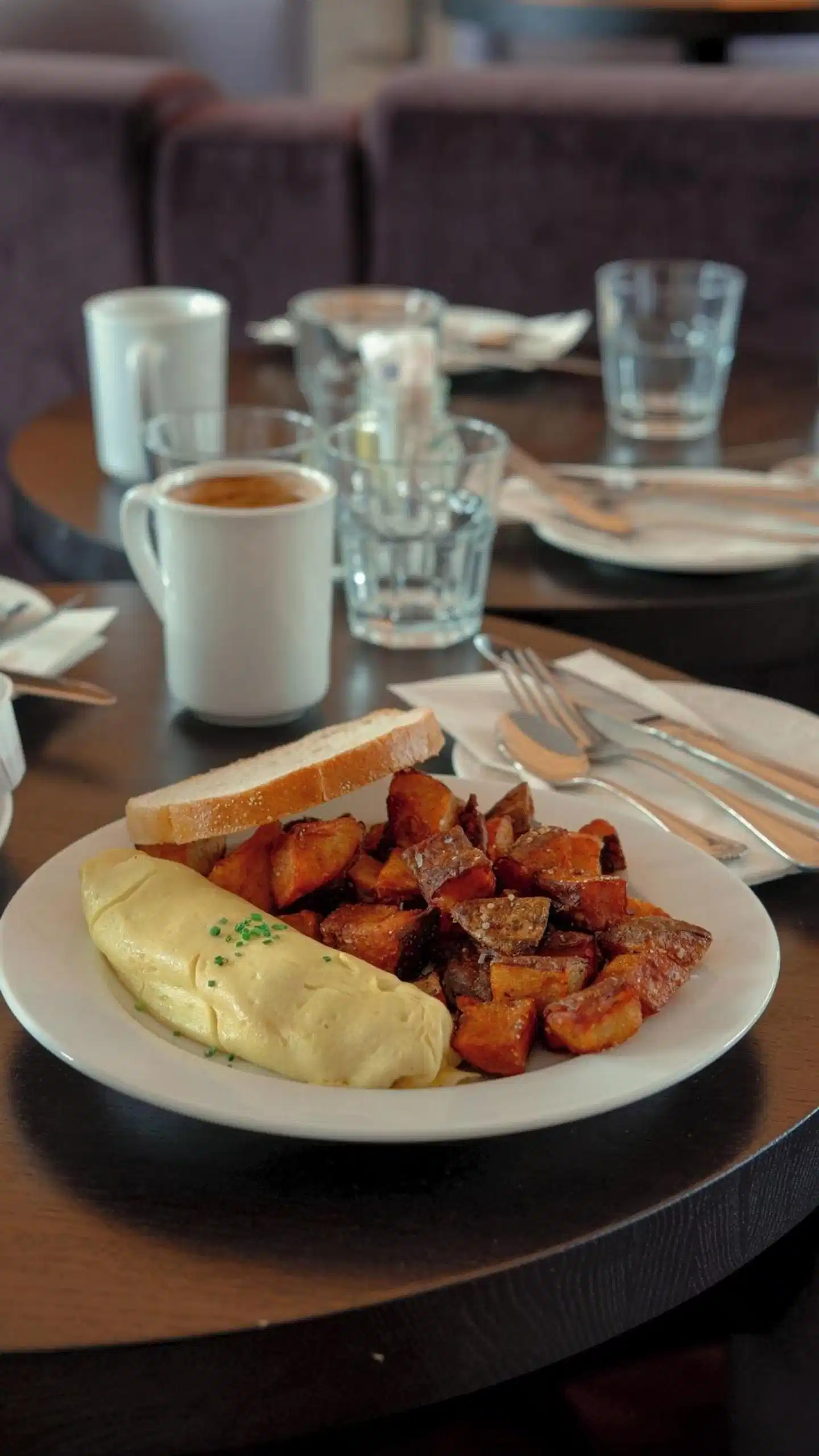 Hyatt Centric Montreal Restaurant