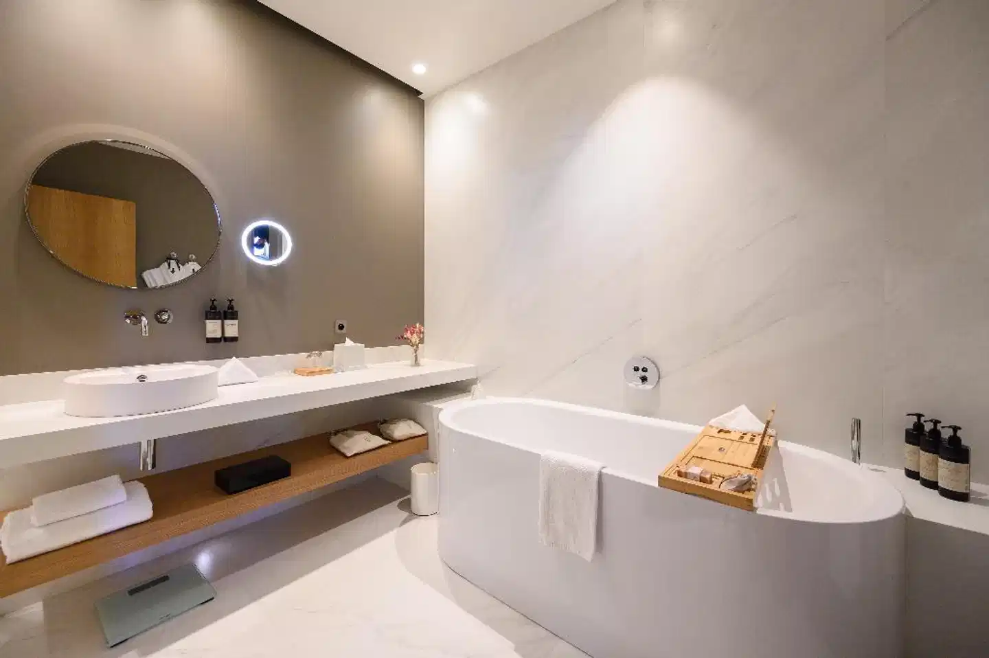 Domaine Reine Margot Paris - Issy MGallery Collection Badezimmer