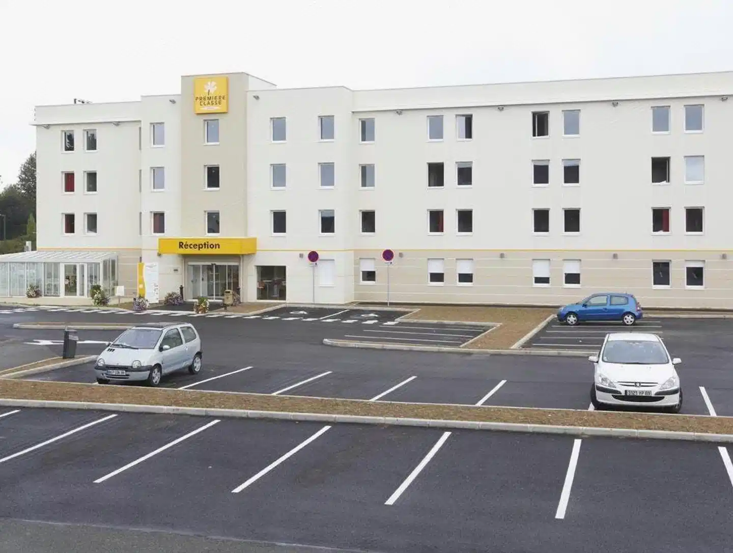 B&B HOTEL Saint-Witz Roissy Modellaufnahme