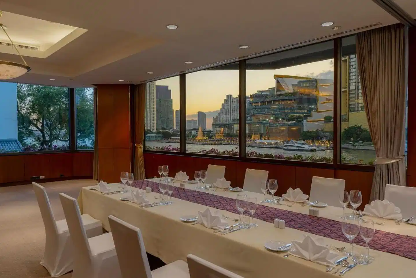 Royal Orchid Sheraton Riverside Hotel Bangkok Konferenz