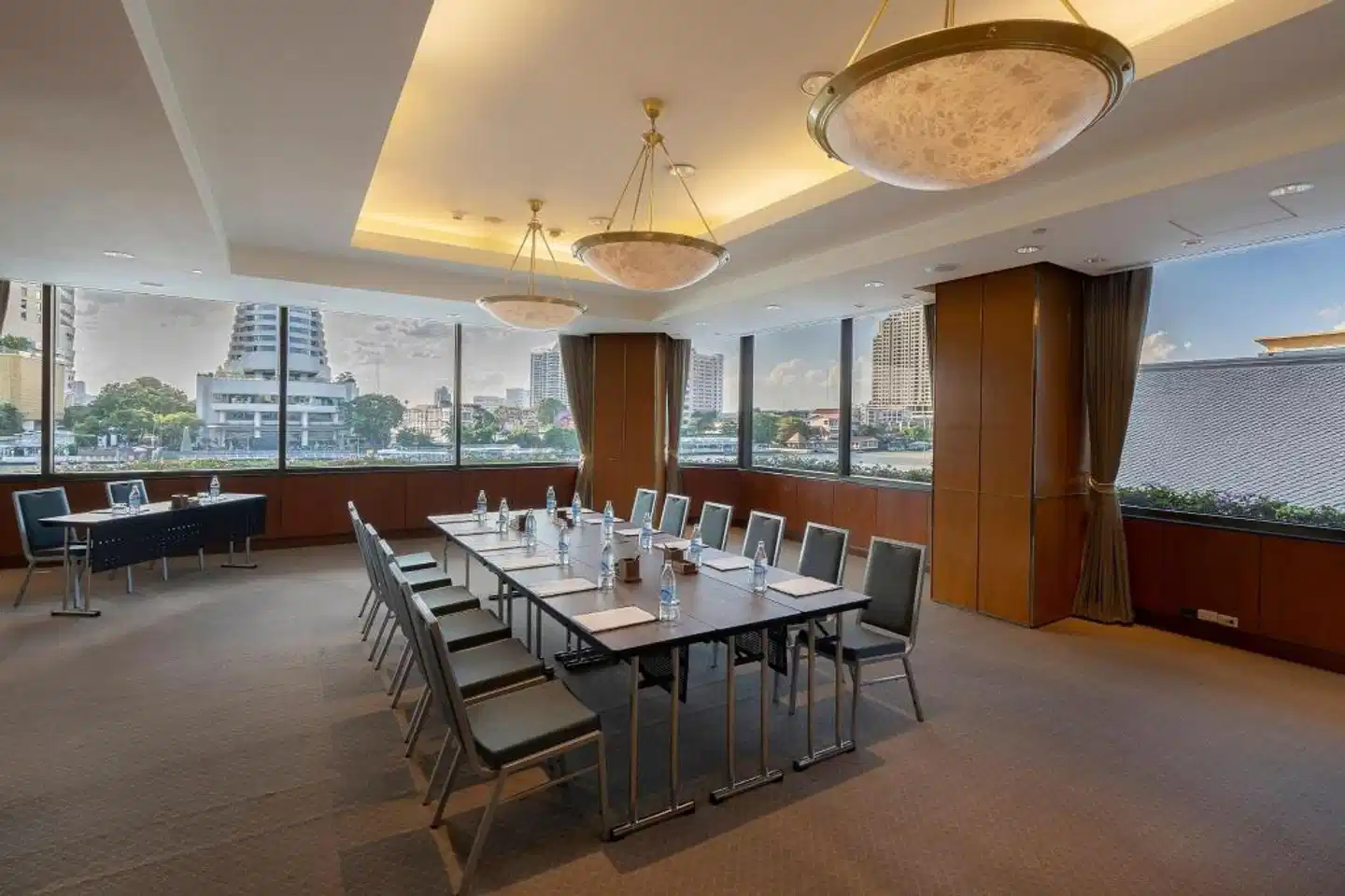 Royal Orchid Sheraton Riverside Hotel Bangkok Konferenz