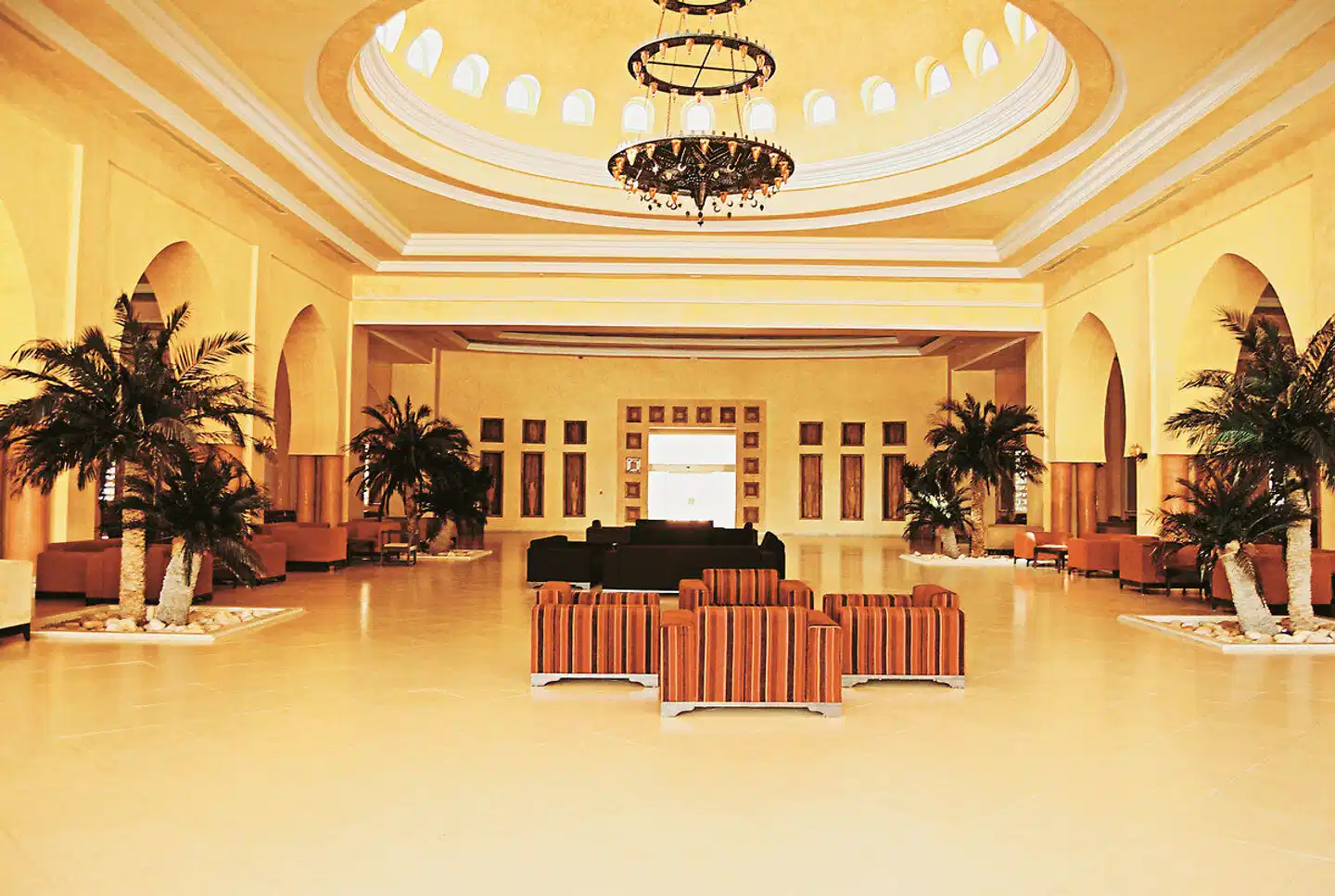 Zita Beach Resort Lobby