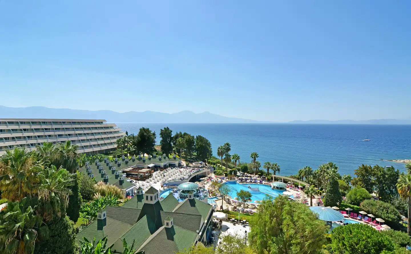 The Grand Blue Sky International Aussenansicht