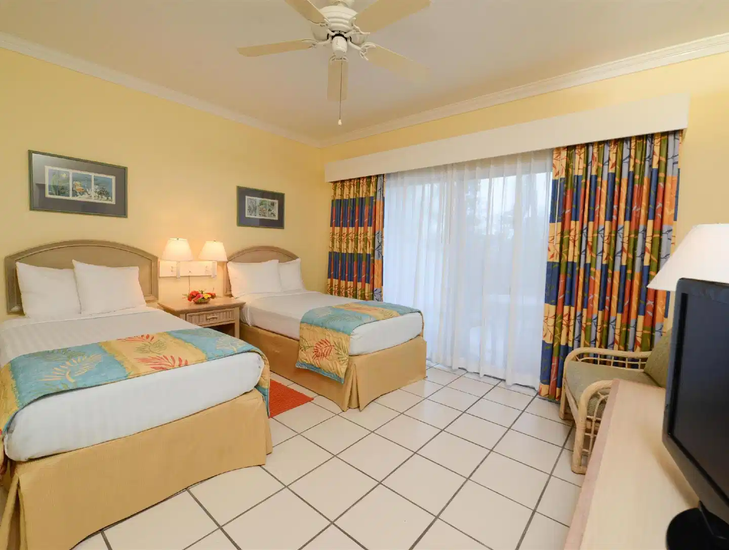 Bay View Suites Paradise Island Wohnbeispiel