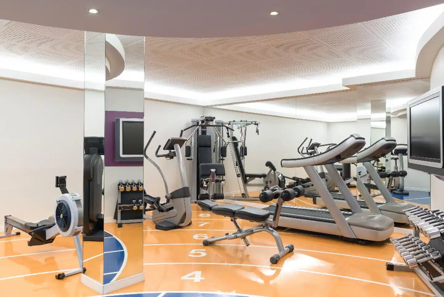 Novotel Genève Centre Hotel Sport und Entertainment