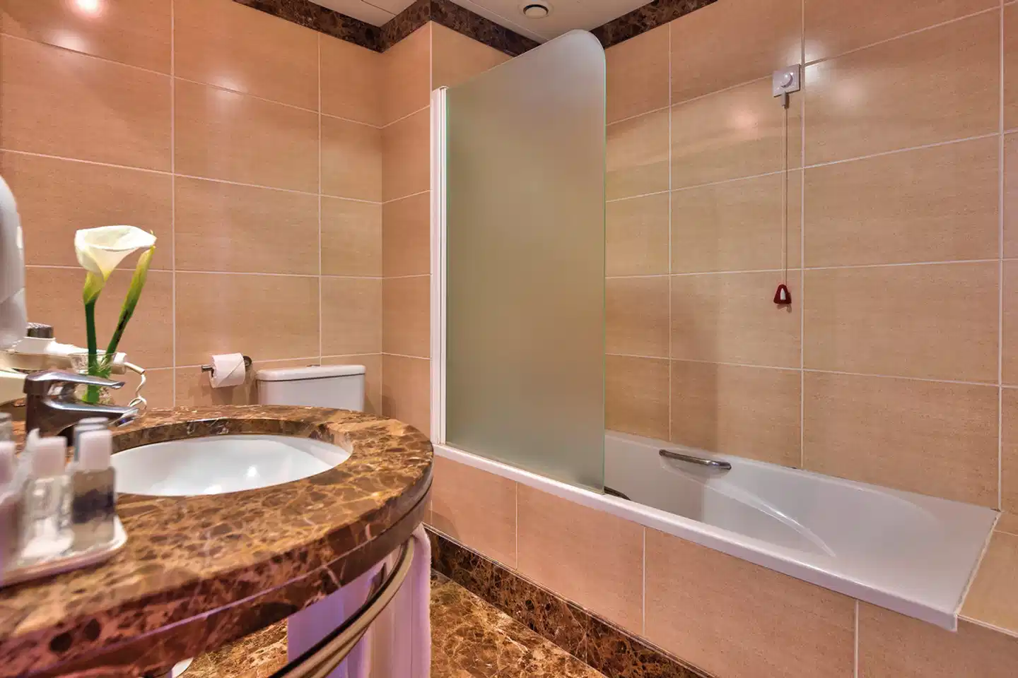 The Views Monumental Badezimmer