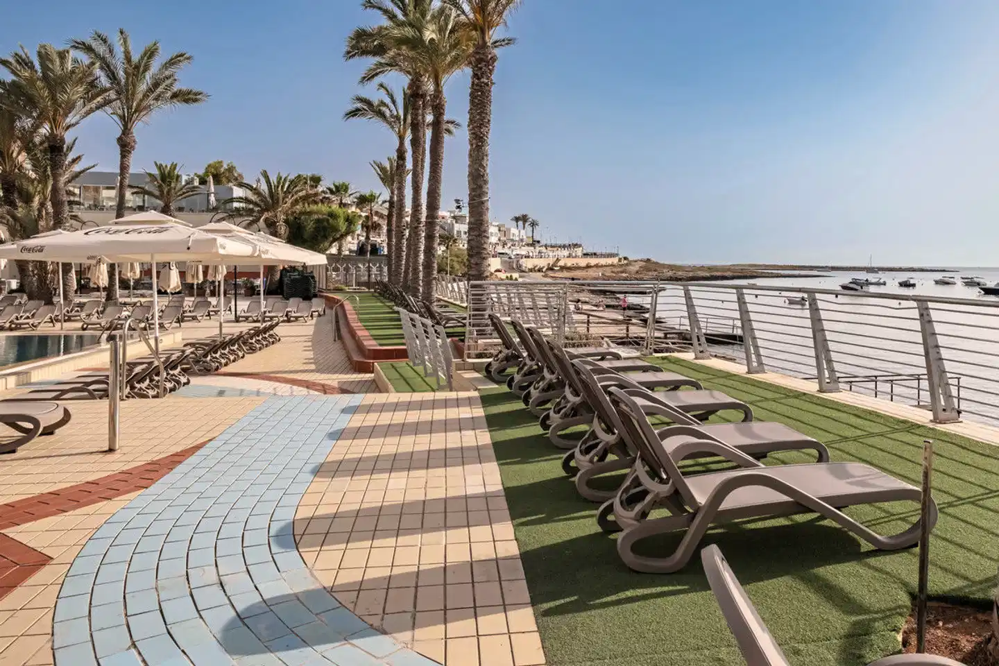 Qawra Palace Resort & Spa Terrasse