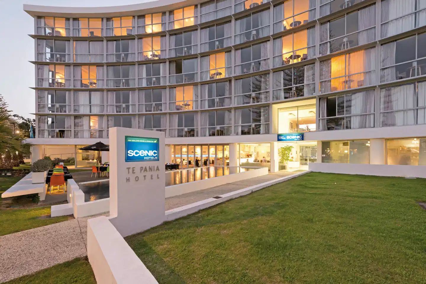 Scenic Hotel Te Pania Aussenansicht