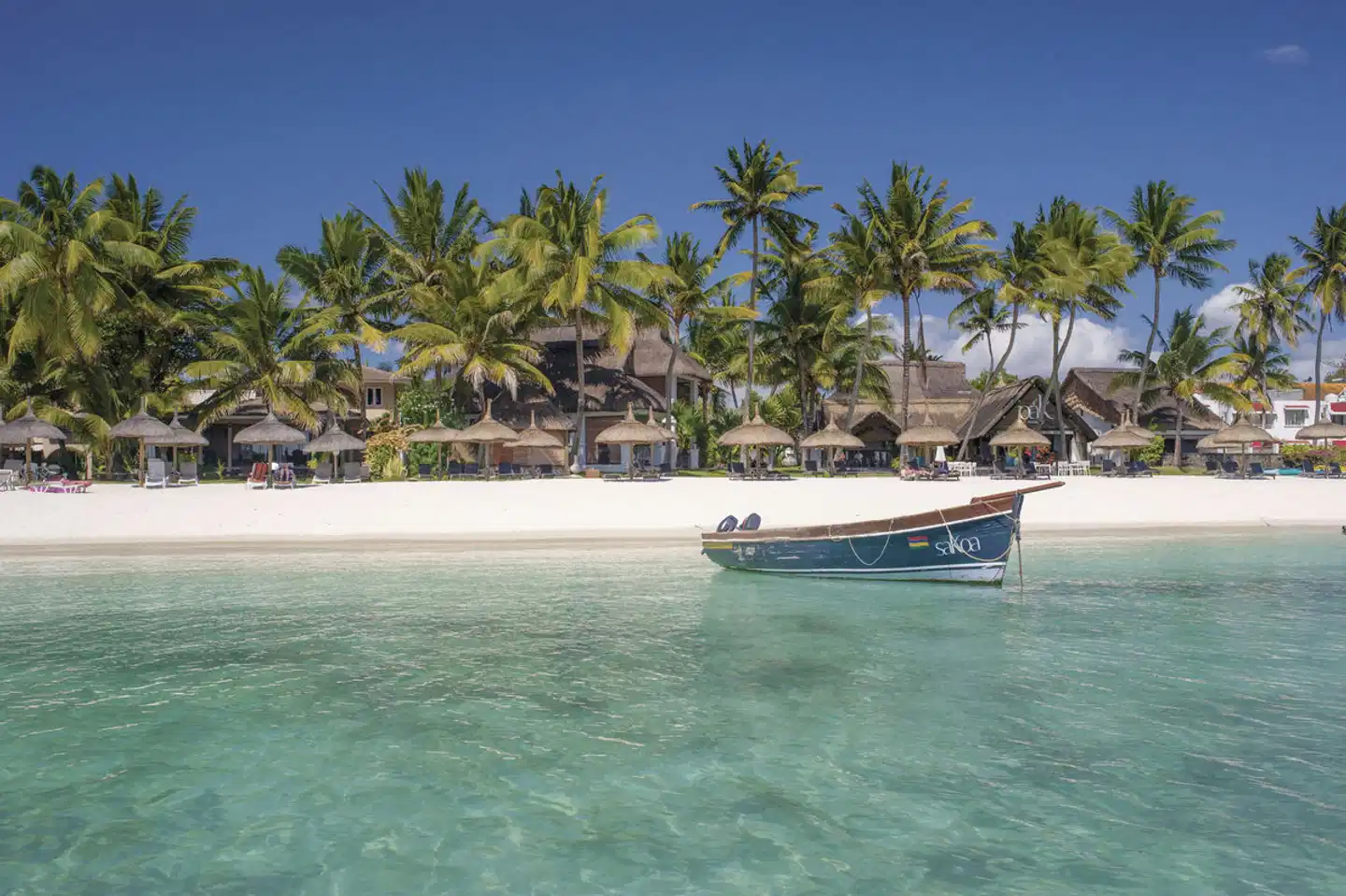 Constance Sakoa Boutik Mauritius Strand