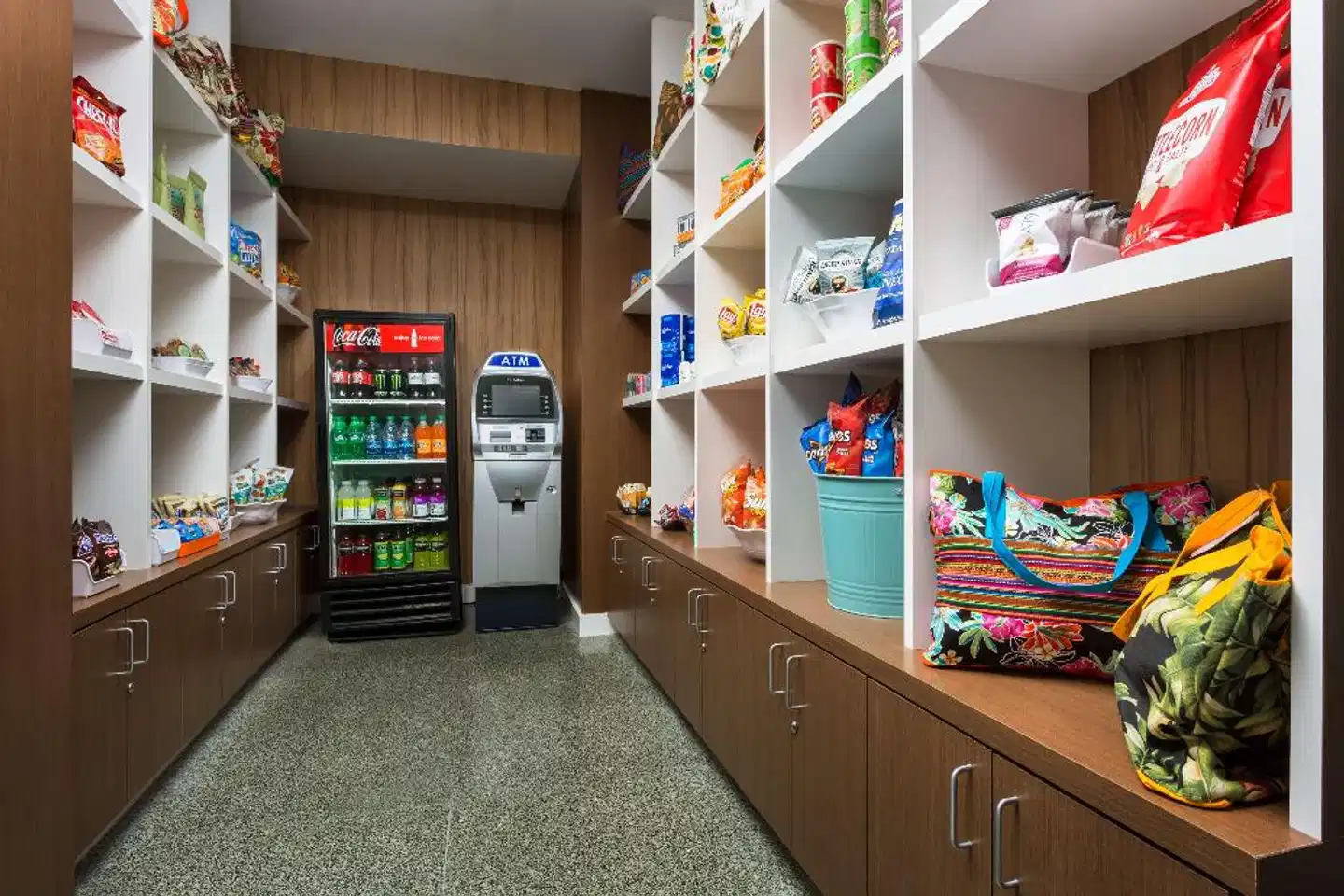 Hilton Cabana Miami Beach Bar