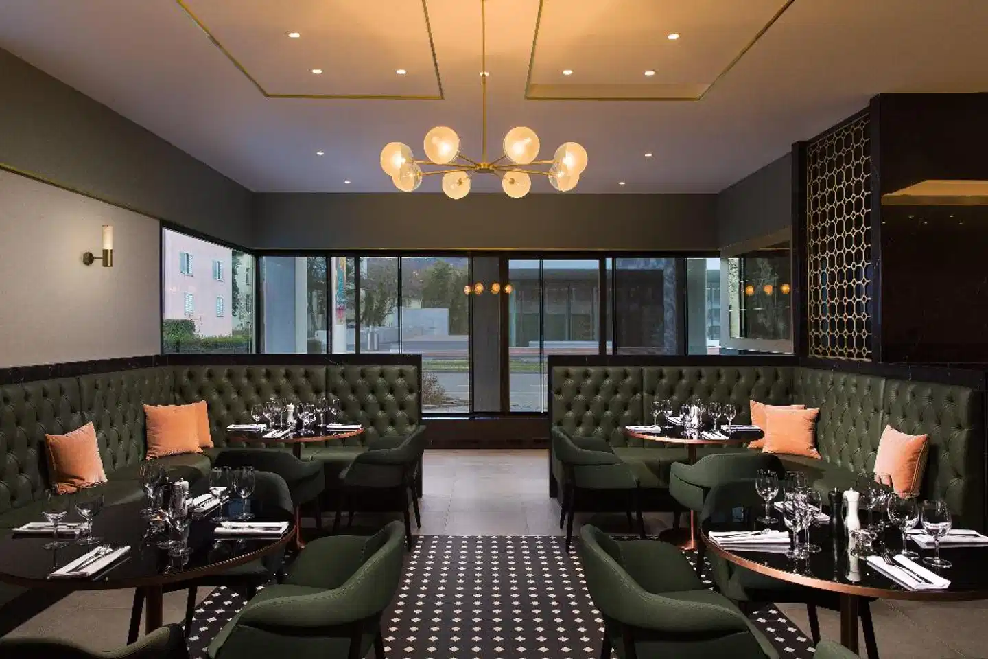 Crowne Plaza Zürich Bar