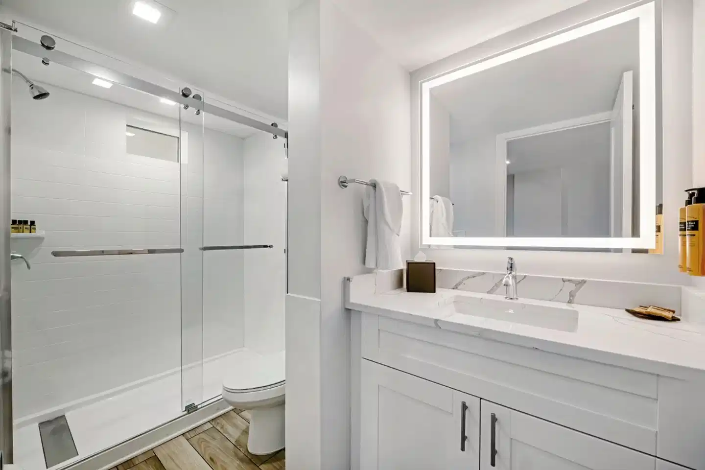 Best Western Plus Beach Resort Badezimmer