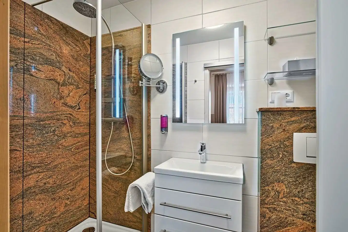 Wander und Aktivhotel Rösslwirt Badezimmer