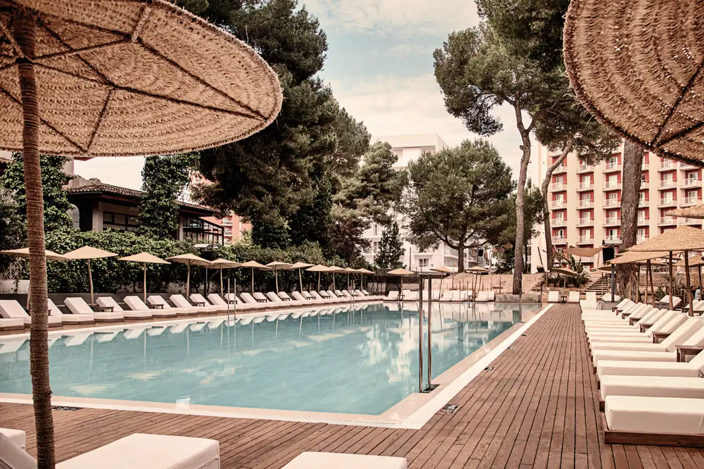 Caramelo Palma Beach Pool