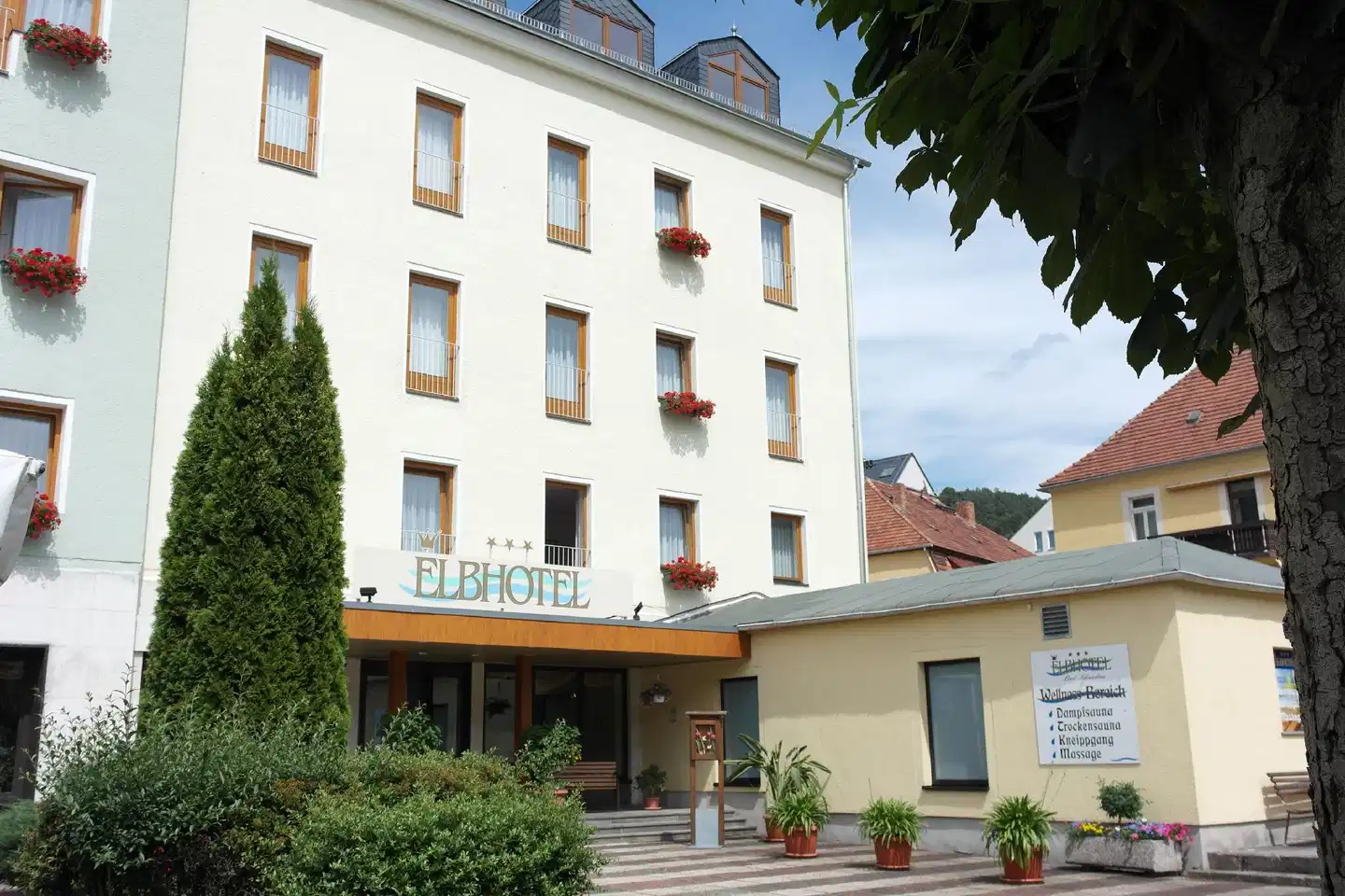 Elbhotel Aussenansicht