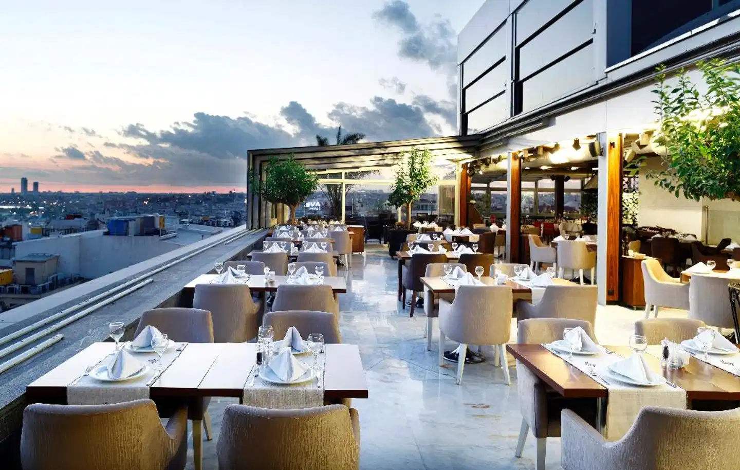 The Darkhill Hotel Restaurant