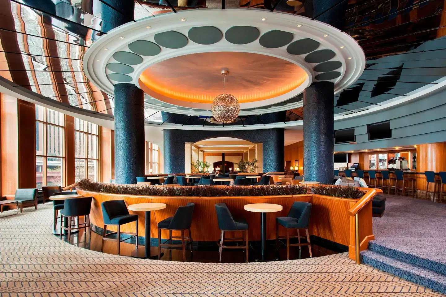 Sheraton Grand Chicago Bar