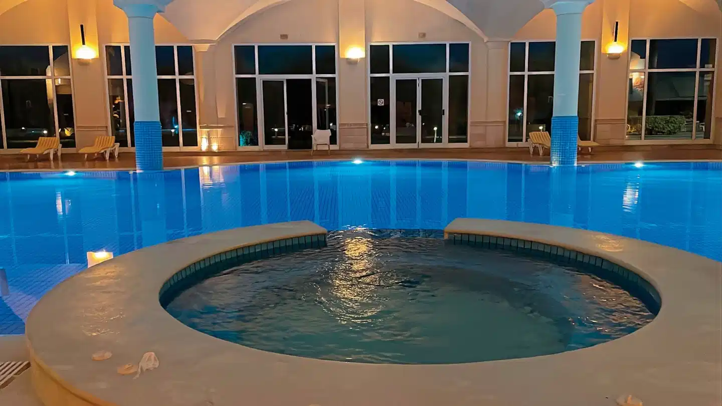 Nour Palace Resort & Thalasso Hallenbad