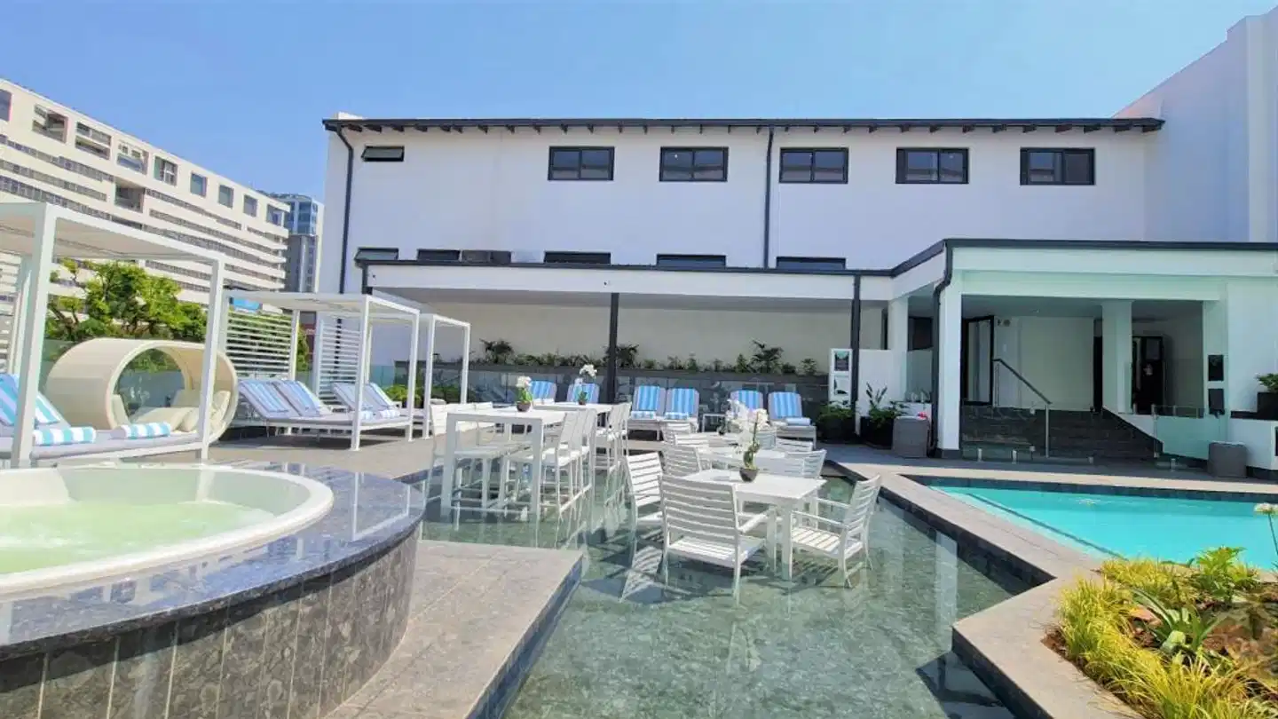 MINT Hotel 84 On Katherine Terrasse