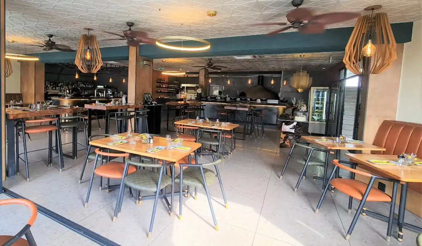 MINT Hotel 84 On Katherine Restaurant