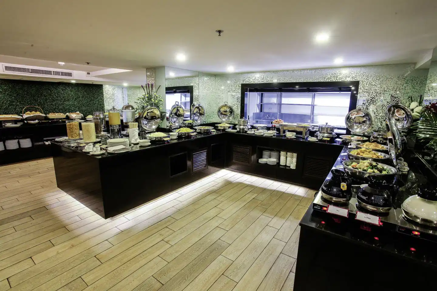 Royal Bangkok @ Chinatown Bar