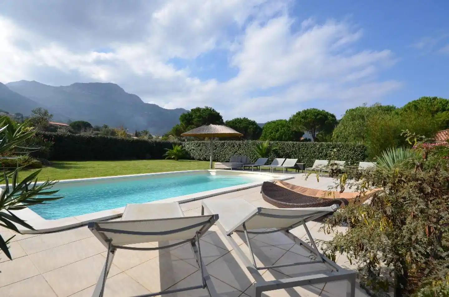 Domaine Villas Mandarine Pool