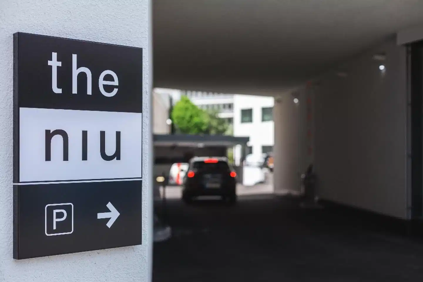 Holiday Inn - the niu, Form Lobby