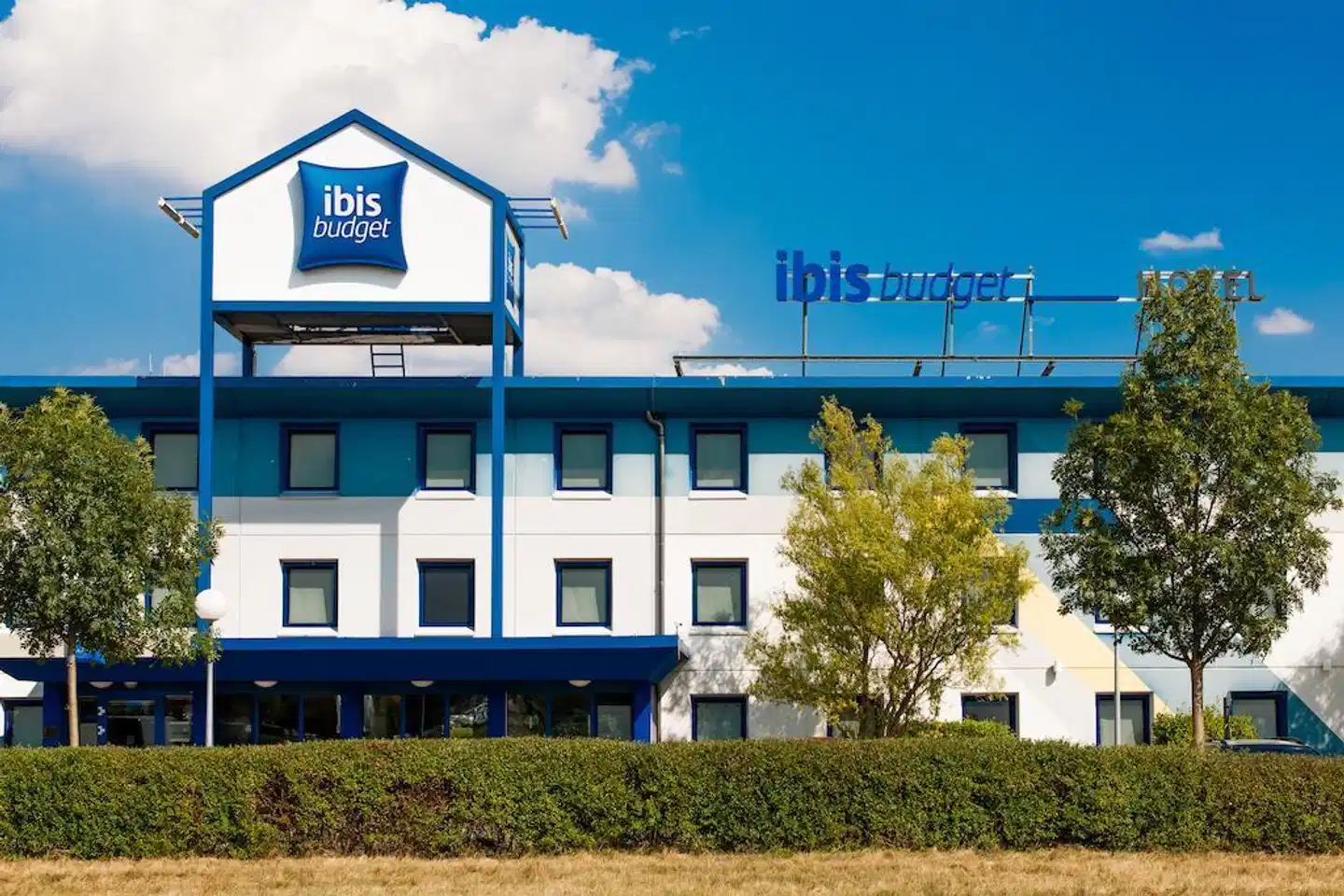 ibis budget Berlin Airport Schoenefeld Aussenansicht