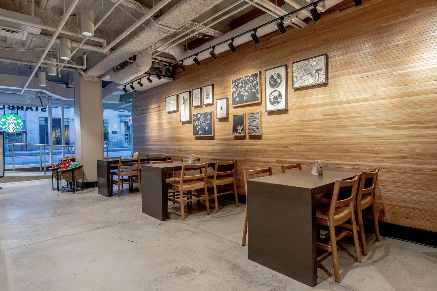 Aloft Philadelphia Downtown Bar