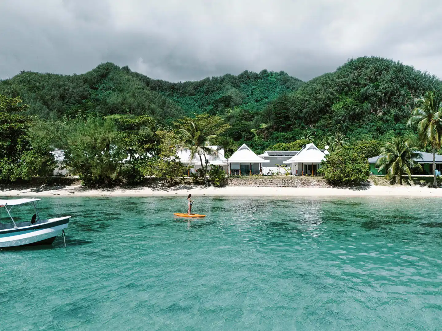 The Niu Beach Hotel Moorea Landschaft
