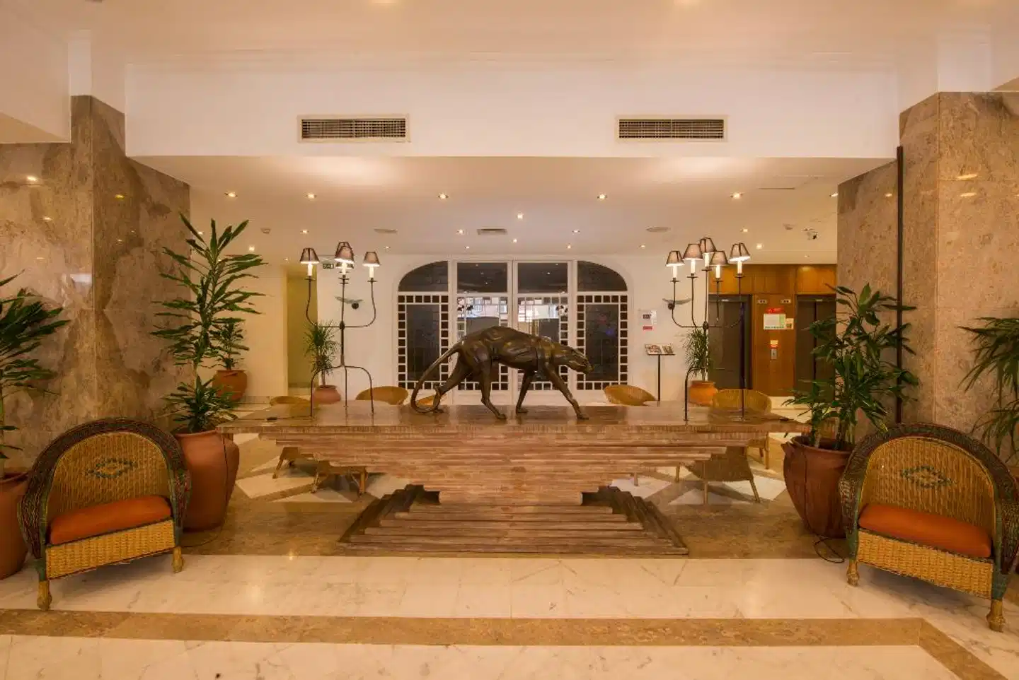 Amazonia Lisboa Hotel Lobby