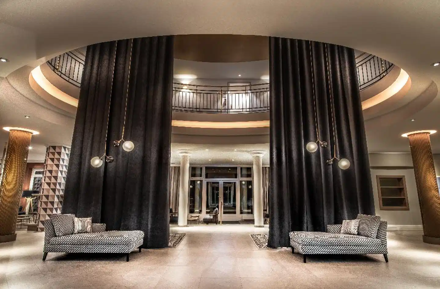 Steigenberger Hotel Treudelberg Aussenansicht