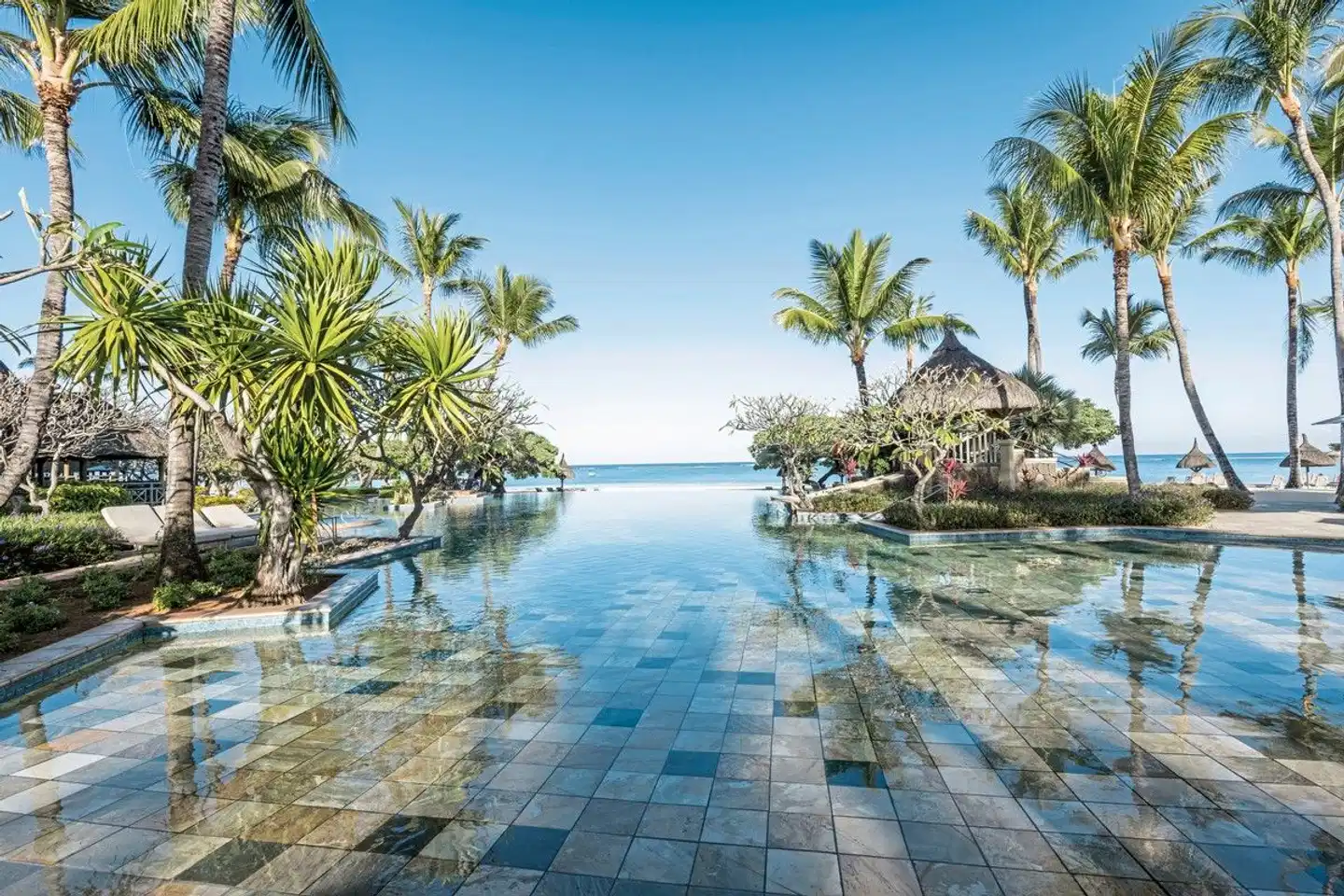 La Pirogue Mauritius Pool
