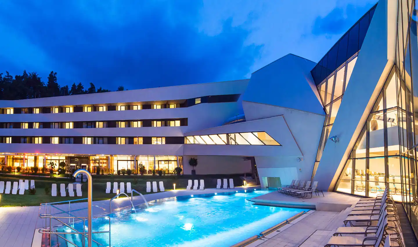 Hotel Karawankenhof - Thermenparadies Pool