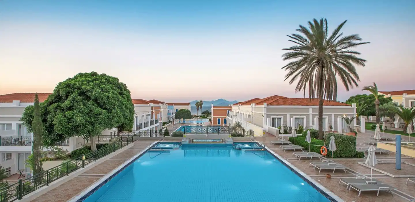 Porto Bello Royal Resort & Spa Pool