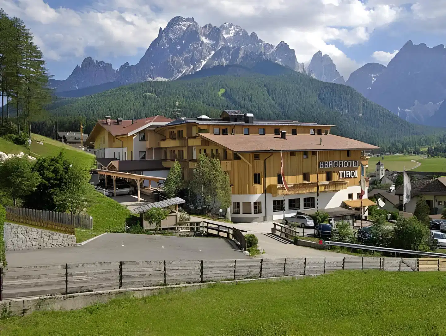 Berghotel - Sexten Aussenansicht