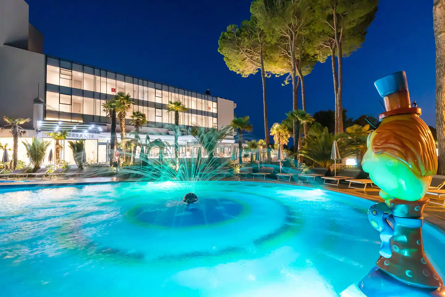 Good Morning+ Berlin City East Pool