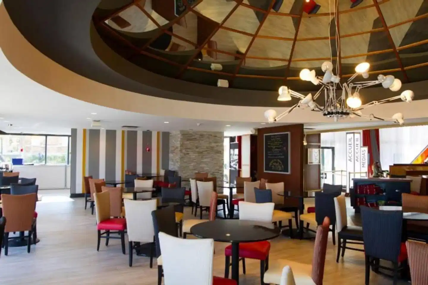 Hotel Le Concorde Québec Restaurant