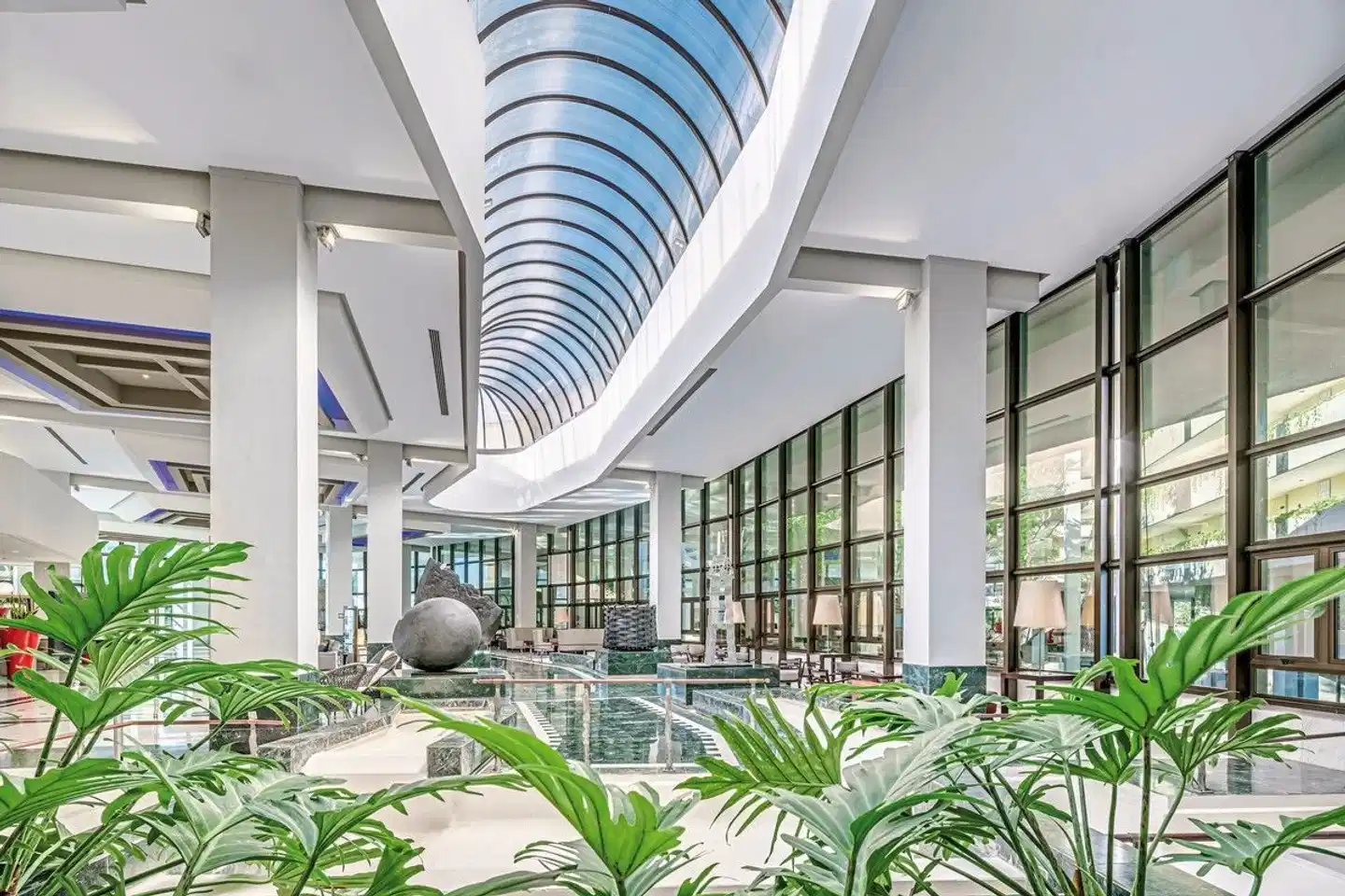 Meliá Habana Hallenbad