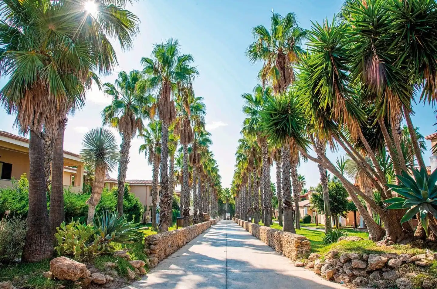 TH Le Castella Baia degli Dei Garten