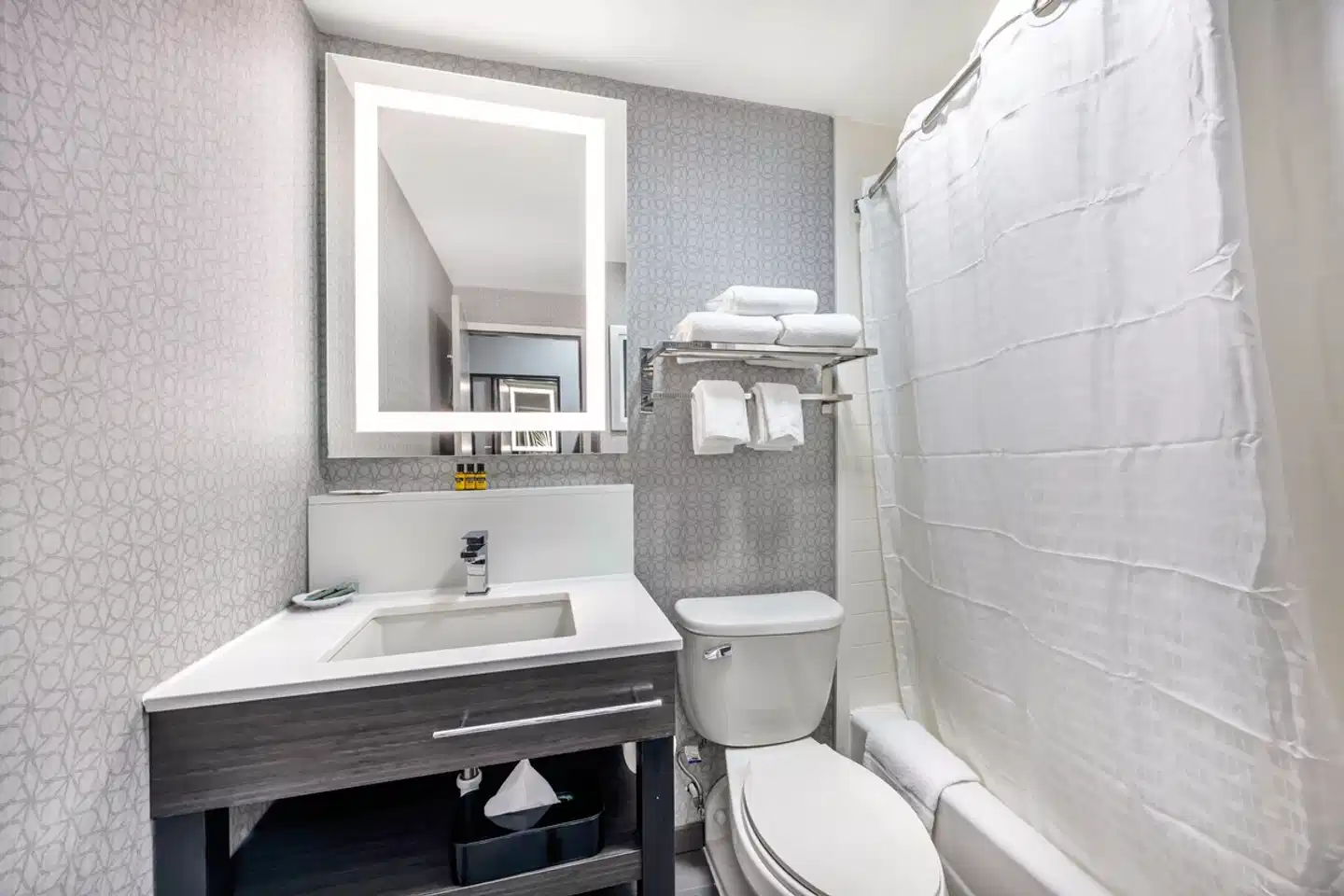 Best Western Plus Music Row Badezimmer